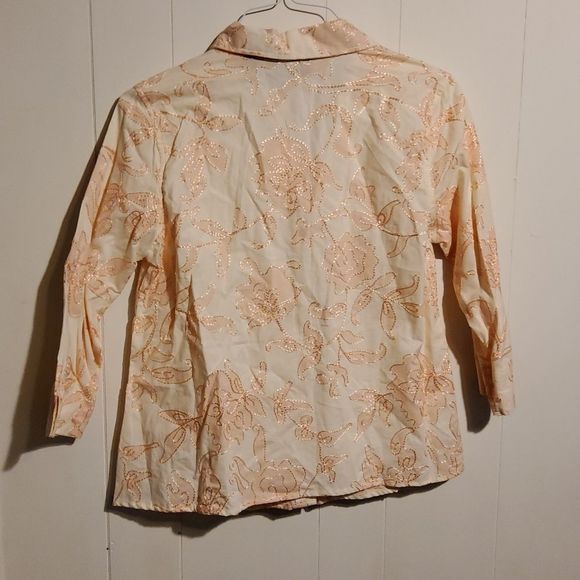 Embroidered floral peach blouse Large - Picture 6 of 7